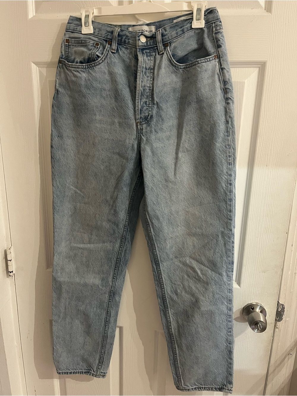 Aritzia Denim Forum Jeans Light Wash Denim BF High Rise Loose 28L size 29 - Picture 2 of 11